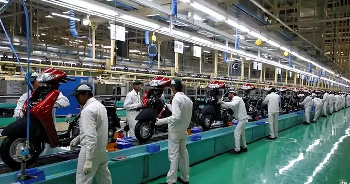 制造业外迁神话破灭!印度越南接订单后发现,中国底牌从来不是工资
