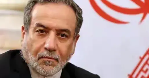 日本外长电话怒斥伊朗：强烈要求伊朗放人，伊朗外长强硬回击日本