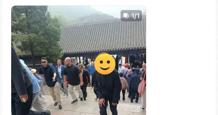 黄仁勋在北京发红包了，全网抢着传图，可没人拍到他真掏出来