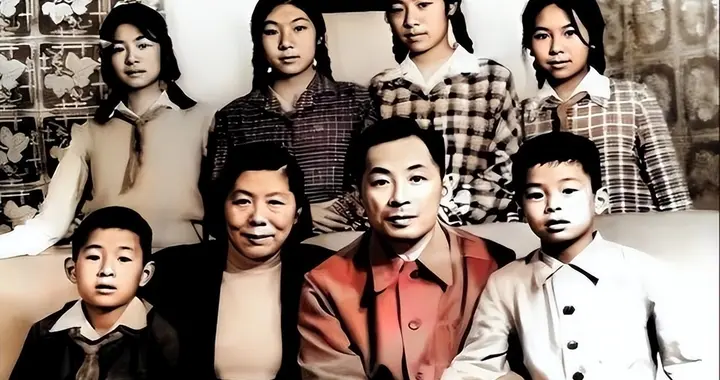 1985年听说女儿出事后，叶飞老将军叹了口气说：家教还是薄了