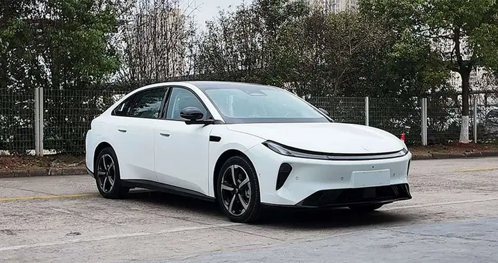 极狐S3换电版申报信息公布，搭载159千瓦电机