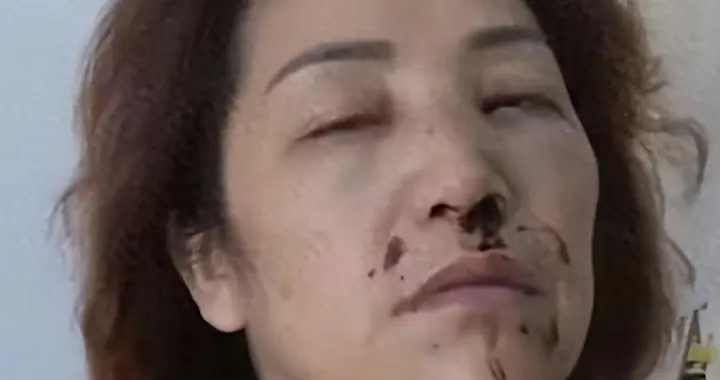 成都女子不洗手抱孙子，儿媳怒斥不卫生，儿子一拳打面中，后怎样