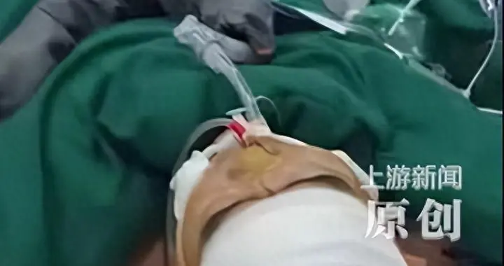 悲剧！湖北3员工聚餐喝下“夺命酒1死1脑死亡，酒竟来自公司食堂