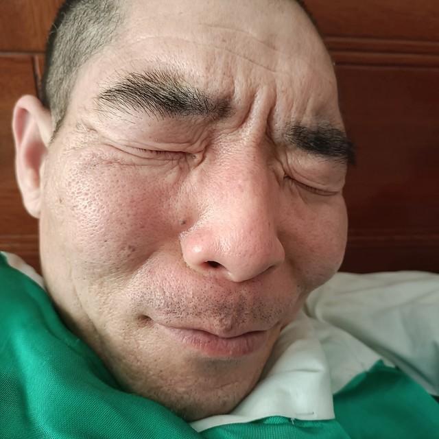 50岁老光棍爱上发廊妹，相恋多年却意外“流产”，结果发现问题！
