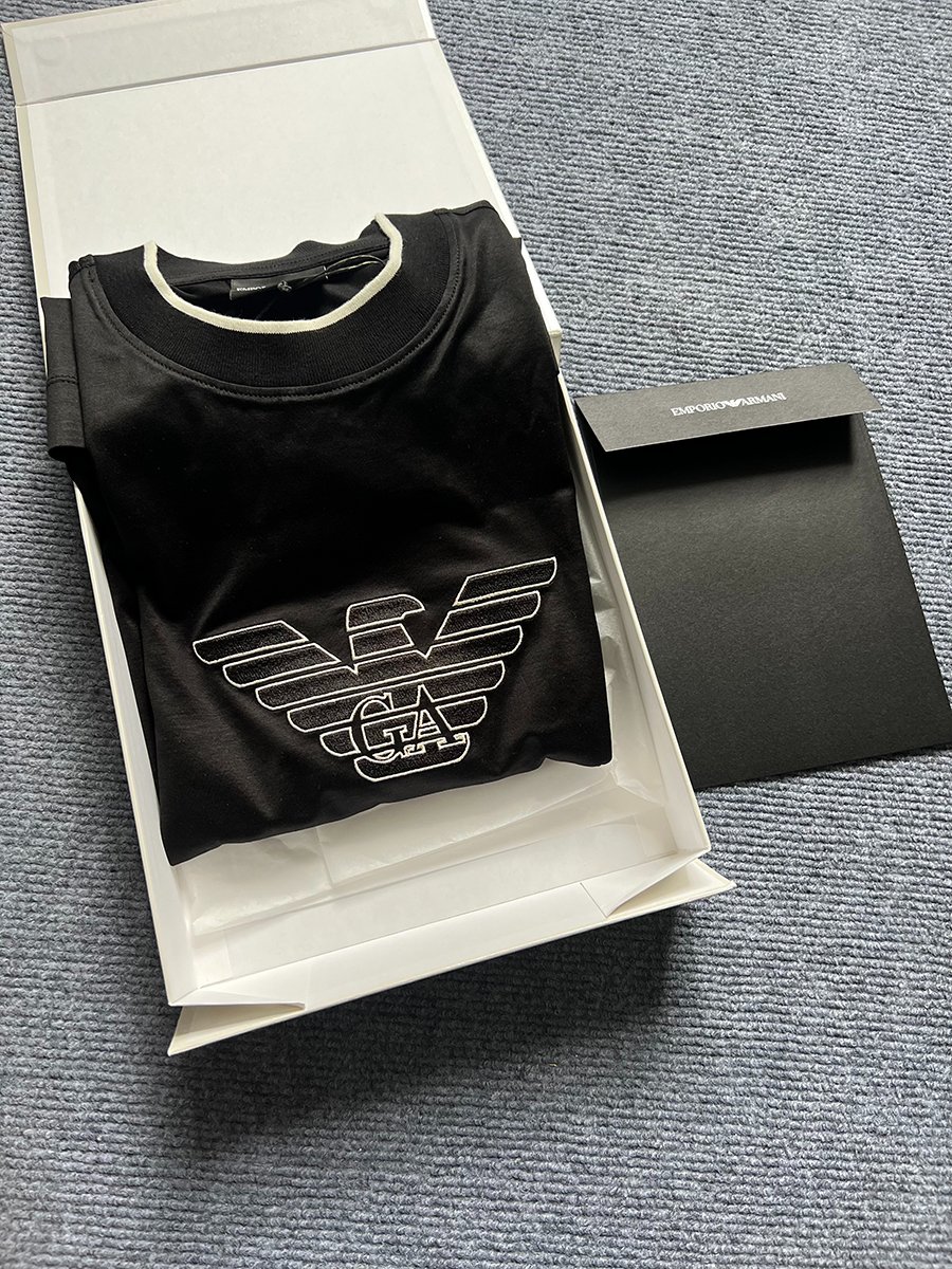 阿玛尼夏季新品短袖