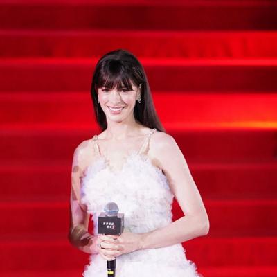 八卦阿咩：《穿普拉达的女王2》真的瞄上亚