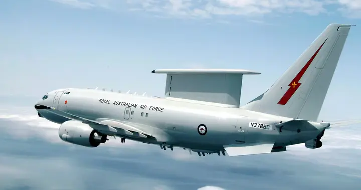 美国空军反悔，放弃E7预警机，北约国家吃了大亏，外媒：只能跟风