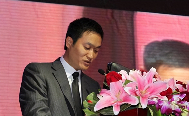 10年赚4亿！曾经的电器大王，如今被妻子扫地出门全身只剩2000块