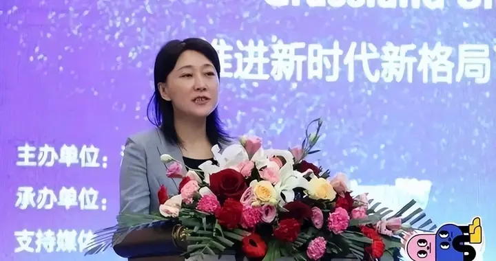 女贪官一支美容针30万，在寺庙转移赃款，狡辩：我在寺庙捐香火钱