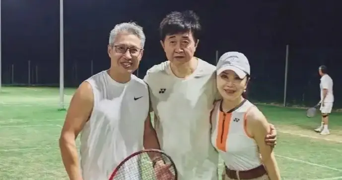 65岁付笛生现状：住北京四合院，妻子冻龄似少女，儿子是大网红