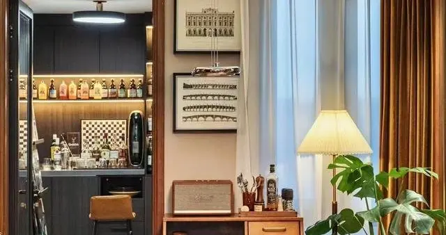 上海一退休夫妻的家，处处透露着高级感，一进屋就被治愈了，真美