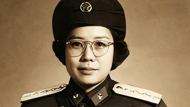 浅夏微光：1955年授衔女大尉的芳华岁月