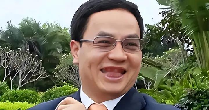 国家直接出手抓4位首富，罪行太恶劣，坑惨老百姓，都不值得原谅
