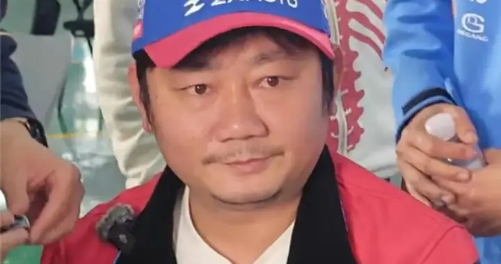 张雪怒怼员工、以8折的价格卖出劳斯莱斯，妻子揭穿了他的本色