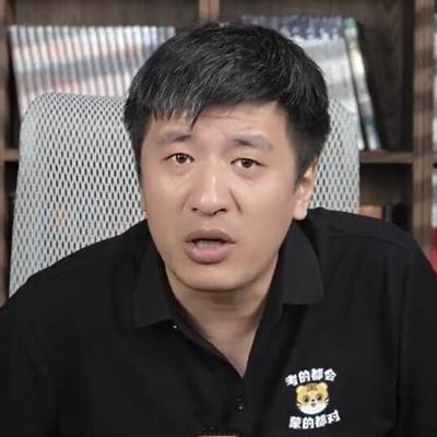 黑噪音：张雪峰被“复活”了。 有人把他的