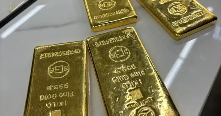 金价跌破千元大关！我身边一群追高的人，一夜亏掉几年工资