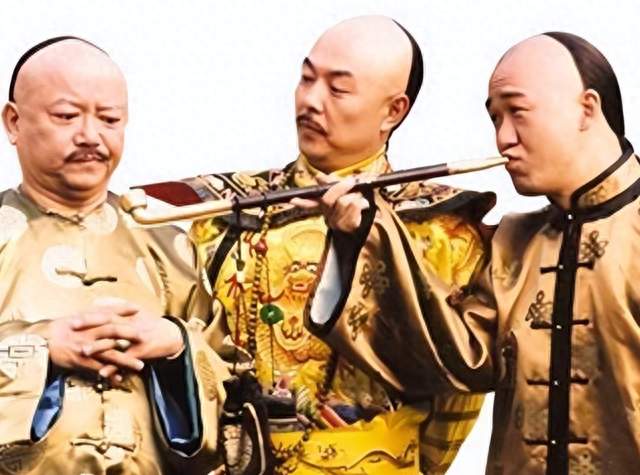 《铁齿铜牙纪晓岚》反映的是真实历史吗？