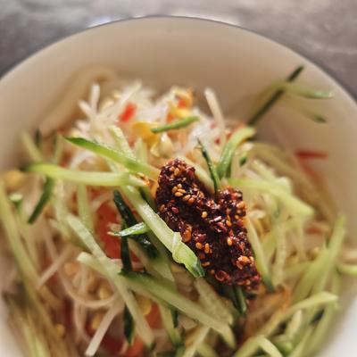 天空的雨517：今天中午饭，家里自己蒸的