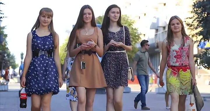 娶个俄罗斯媳妇？先别光看大长腿，听听一百年前那些事儿