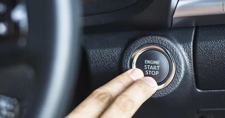 一键启动的车，点火后钥匙拿走了，车还能继续开吗？会不会熄火？