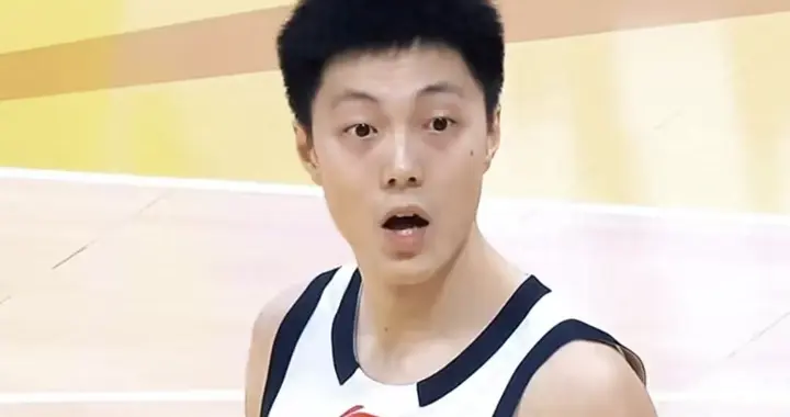 广东男篮85-64广州男篮！球员评分：3人满分、4人及格、2人低迷！