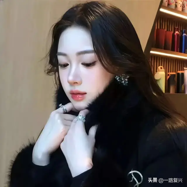 翁帆：平凡而伟大的女性