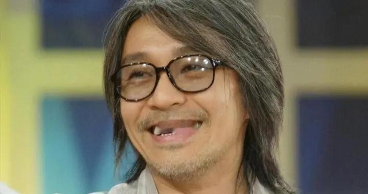 王晶也没想到，谢贤去世后，64岁周星驰因一举动，实现口碑暴增