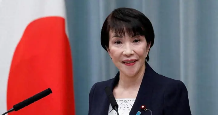 东京2千人抗议高市政权：高喊“打倒高市 阻止对华侵略”爆发对峙