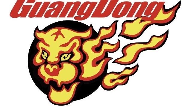 篮球第六人：广东客场冲阵，巅峰对决！明晚