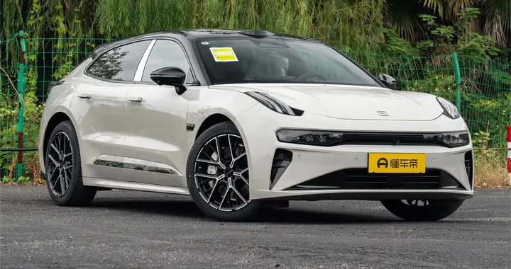 焕新极氪001，经典猎装造型，豪华内饰，核心科技，全能猎装车