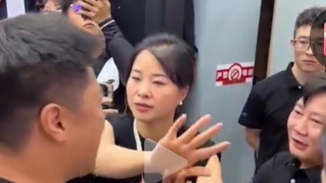 时间碎片：张雪最牛的不是造车，也不是赚了