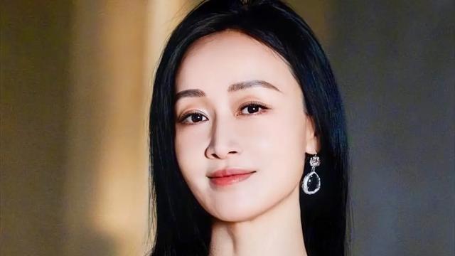 晓事蒙蒙：芒果台惹错人了！ 赵子琪只是不