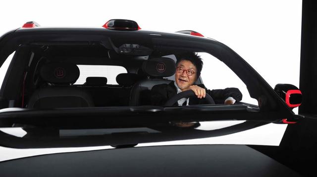 范伟与smart BRABUS超能版：都是实力派，也都是“狠角色”