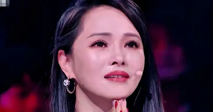 吃相太丑！出轨、卖假狂赚百万，伊能静遭央视曝光 秦昊也救不了她