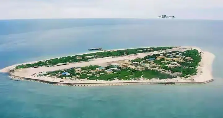“亚洲乌克兰”？用小船碰瓷换军费，把南海当筹码押给华盛顿