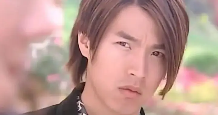 演员李威“精舍杀人案”最新:双方和解并接受赔偿，法院或将轻判