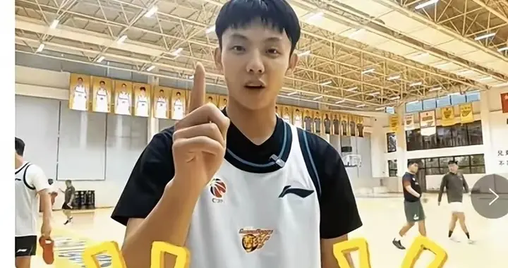 广东队主场套票2.67万；徐昕留洋计划失败，新赛季重回龙狮队
