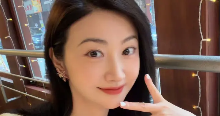 女神景甜生活随拍：轻松惬意的小时光！