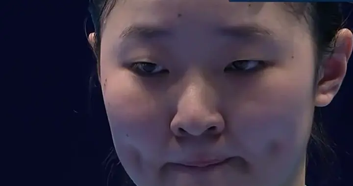 国乒男团豪赌亚运会，王楚钦被横扫小将0:1，孙颖莎大战张本美和