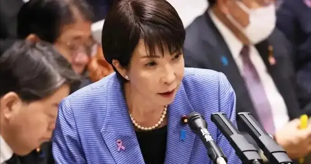 白宫发话，让日本赌国运，高市现在真疯了，当着我们的面大肆叫嚣