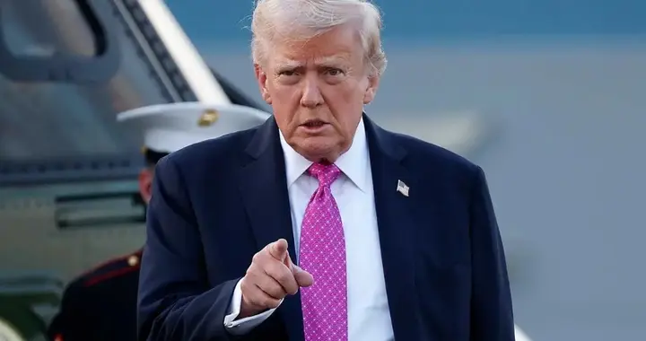 特朗普想软饭硬吃，和伊朗平分海峡收益？被拒绝之后，美军行动了