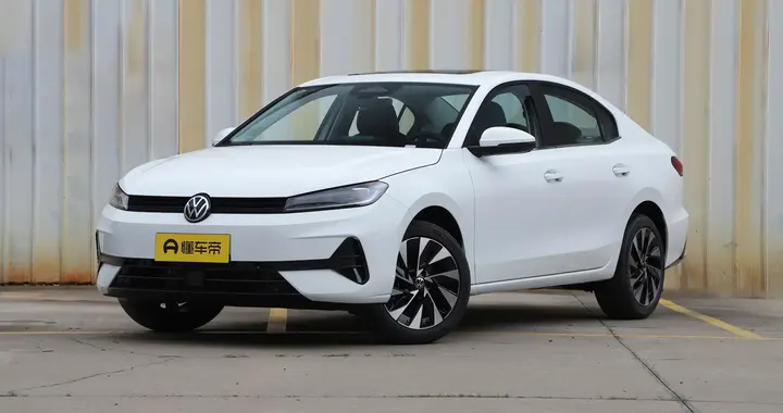 一汽-大众全新速腾 S VS一汽丰田卡罗拉，家用选谁合适？