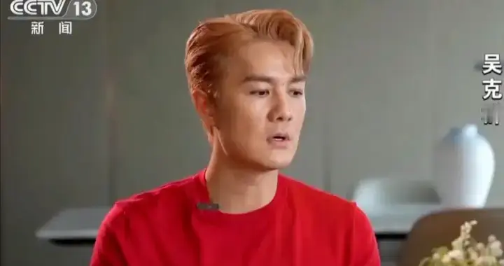 赌王千金的男友、40岁赔光积蓄变成公交菜农，吴克群又被央媒点赞