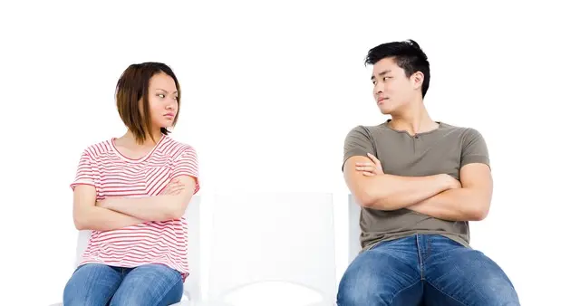 离婚两年后，林女士的前夫带着现任妻子和孩子来探望女儿时