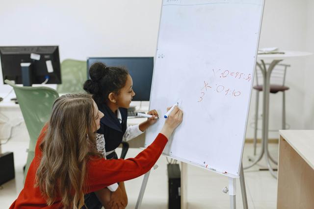 加拿大留学|适合工薪家庭的5所优质留学院校