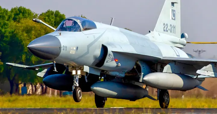 枭龙3真卖爆了，印尼求购40架！对中国意味着什么？