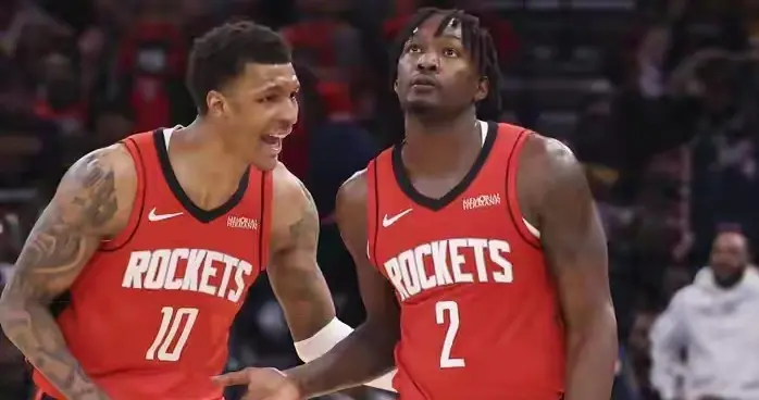 7月4日！NBA重磅交易签约更新: 火箭4换1 湖人1换3，76人挖角开拓者