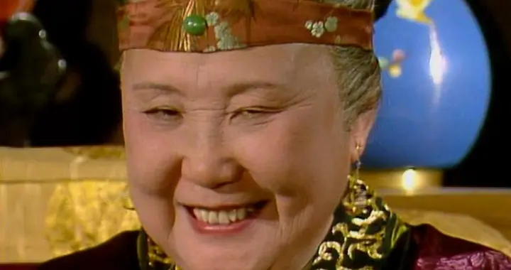 赖嬷嬷那么受尊重，原型是谁的乳（保）母呢？