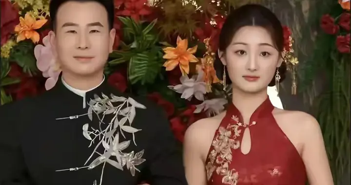 恭喜！大衣哥前儿媳陈亚男订婚，仪式感十足，新郎个不高长相帅气