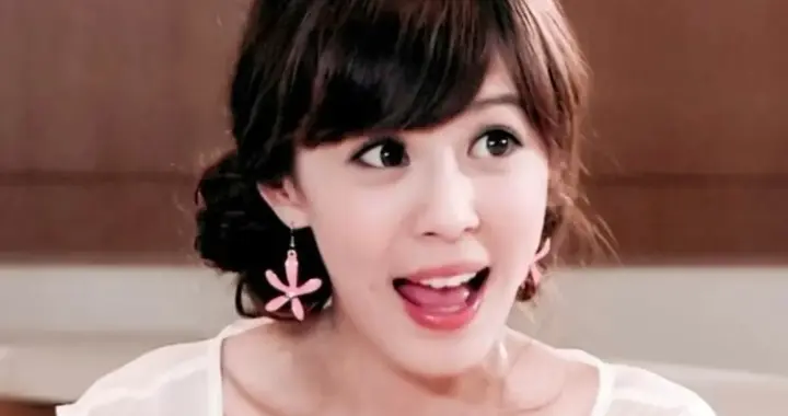 40岁李金铭被曝怀孕：回应语焉不详，停更真相究竟是什么